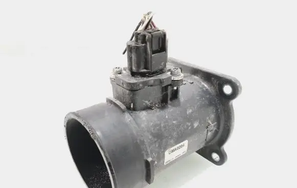 Nissan Almera Tino Mass air flow meter DMA0204