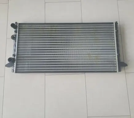 Volkswagen PASSAT B4 Coolant radiator