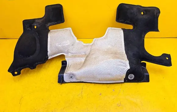 Volvo XC60 Heat shield in engine bay 31442753