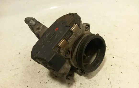 Mercedes-Benz E W210 Throttle valve A1111410125 DK0022 96324