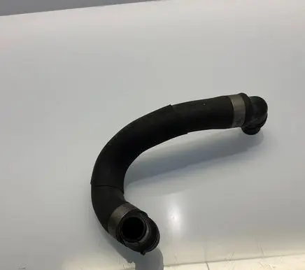 Mercedes-Benz CLS C219 Engine coolant pipe/hose A2118301396 2118301396