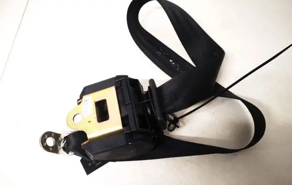 Middle seatbelt (rear)