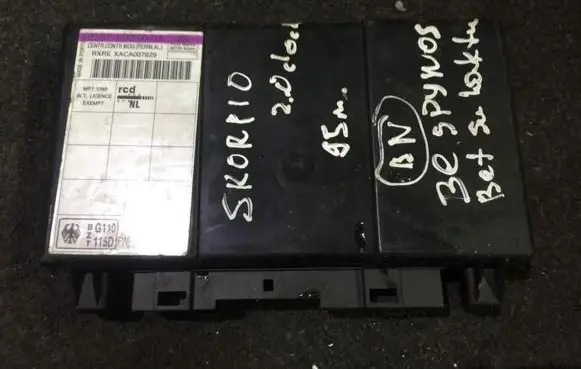 Ford Scorpio Comfort/convenience module 95gp15k600da xaca007629