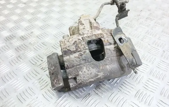 Chrysler Grand Voyager IV Front brake caliper