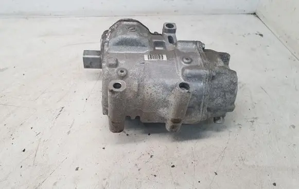 Toyota Yaris Air conditioning (A/C) compressor (pump) 0422001041