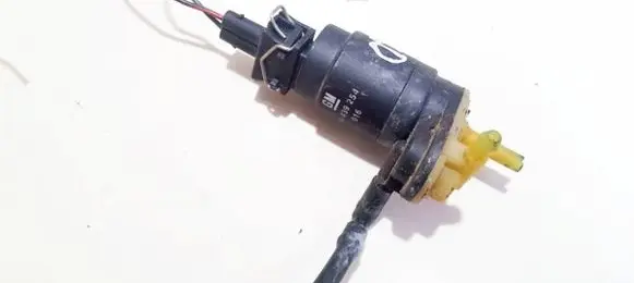 Opel Meriva A Windscreen/windshield washer pump 24439254