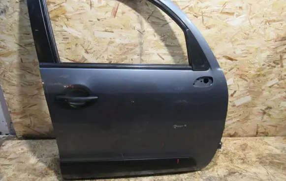 Citroen C3 Picasso Front door