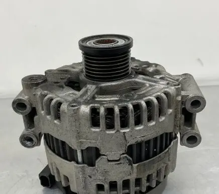 BMW 3 E92 E93 Generator/alternator 7557789 7558219