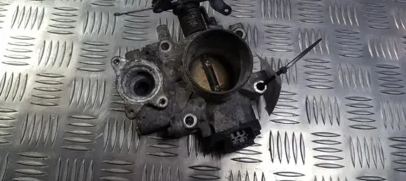 Nissan Primera Throttle valve sera48305 sera483-05