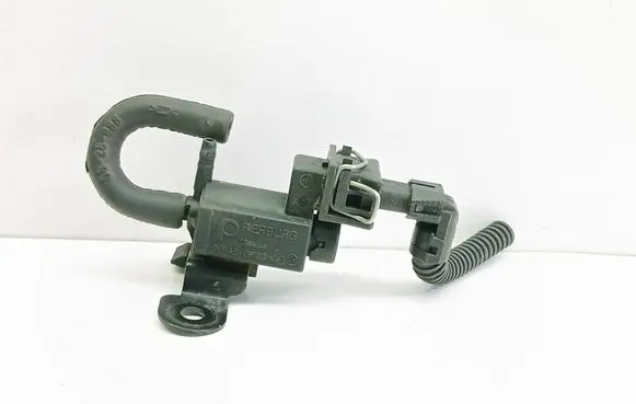 Opel Zafira A Turbo solenoid valve 90530039 72213800 03T010