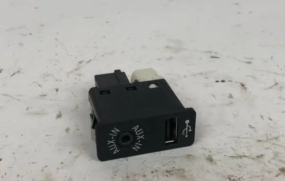 USB socket connector