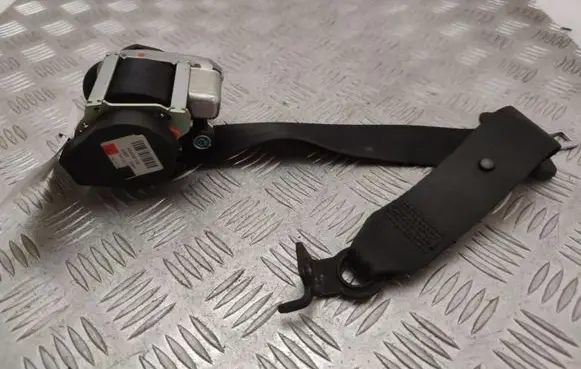 Volvo XC90 Third row seat belt 39825733
