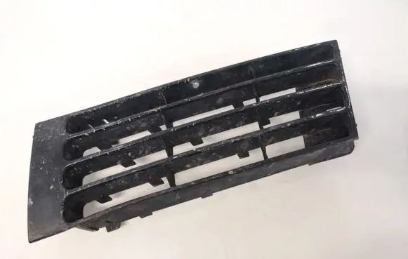 Front bumper lower grill