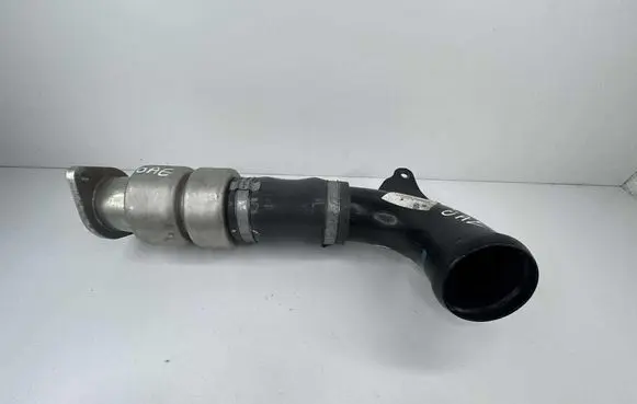 Ford Focus C-MAX Intercooler hose/pipe AV616C750AE D05WE