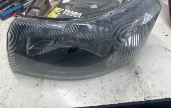 Ford Transit Headlight/headlamp 1EG35402401