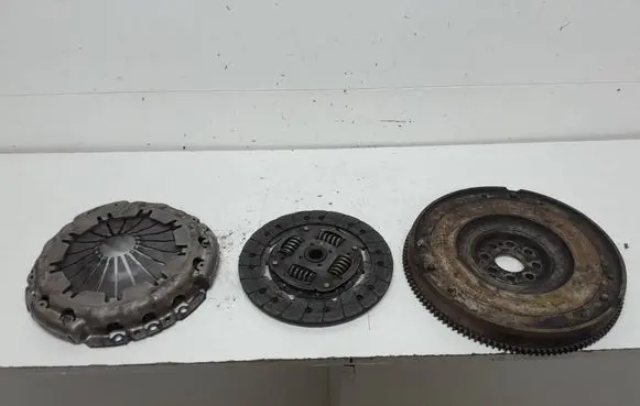 Renault Trafic II (X83) Clutch set kit 8200474648F 324061610