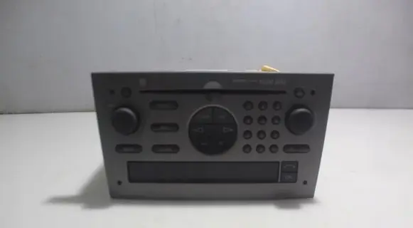 Radio/GPS head unit trim