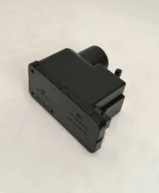 Audi 80 90 S2 B4 Central locking vacuum pump 4A0862257C