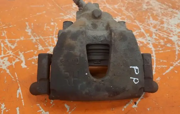 Volvo S40 Front brake caliper