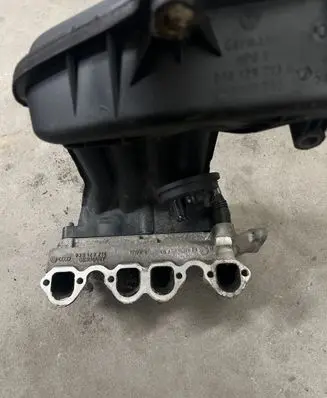 Volkswagen Caddy Intake manifold 038129714