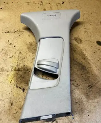 Ford Mondeo MK IV Seat belt trim Cd345 A245A12abw
