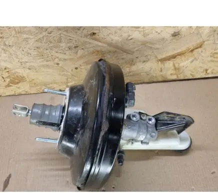 Ford Focus ST Brake booster DV612B195RE