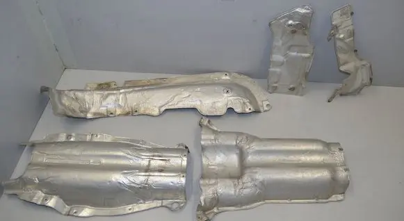 BMW 5 F10 F11 Heat shield in engine bay 7227524 51487227524 7202858