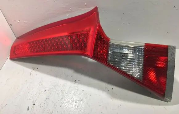 Volvo XC70 Tail light lenses 164398