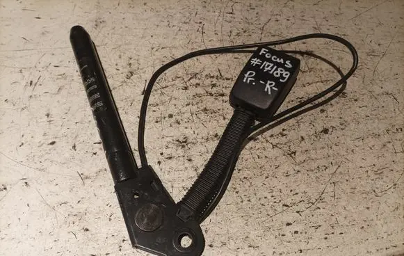Ford Focus Front seatbelt 98ABA61208BF 9217499