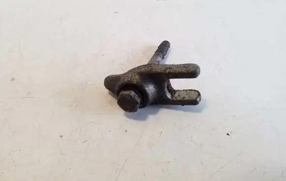 Iveco Daily 5th gen Fuel Injector clamp holder