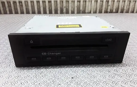 Audi A4 S4 B7 8E 8H CD/DVD changer 8E0035111D