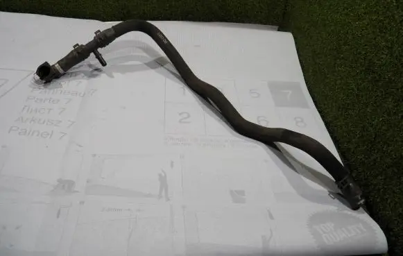 Land Rover Defender Engine coolant pipe/hose M8B28C480AB