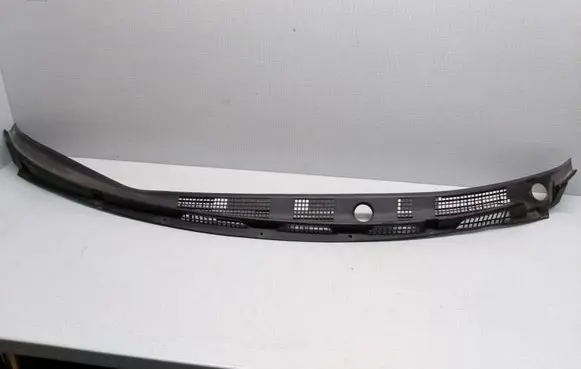 Mitsubishi Space Wagon Other exterior part MR275610