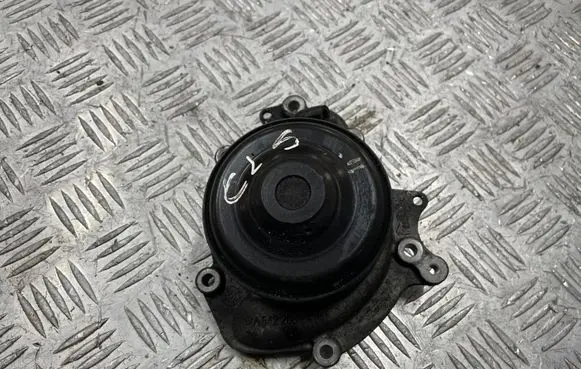 Mercedes-Benz CLS C218 X218 Water pump A6422002101