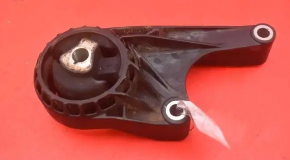 Chevrolet Cruze Engine mount vacuum valve 13248607