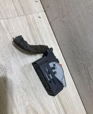 Audi Q3 F3 ABS module connector plug 5Q0973046