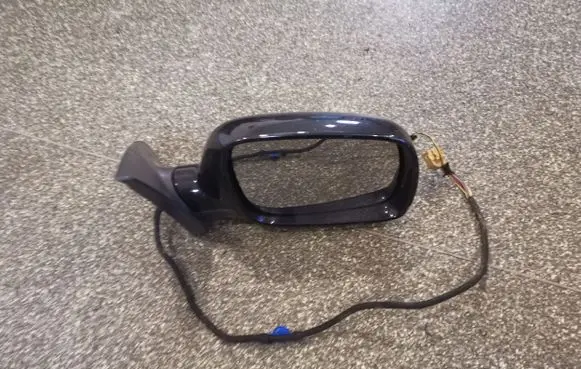 Volkswagen Touareg I Front door electric wing mirror 