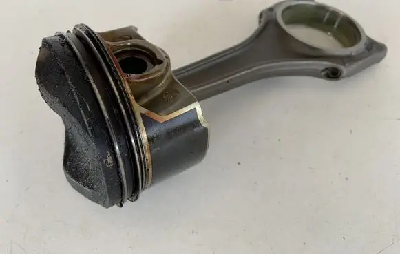 Audi Q7 4M Piston with connecting rod 06E198401J 06E107065EE 06E107066EE