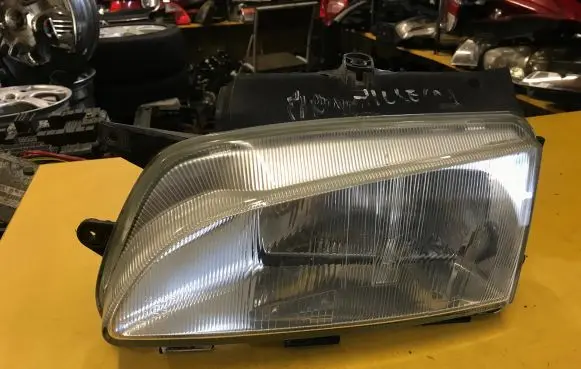 Peugeot Partner Headlight/headlamp