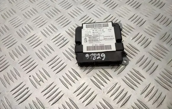 Peugeot Traveller Airbag control unit/module 9823741380