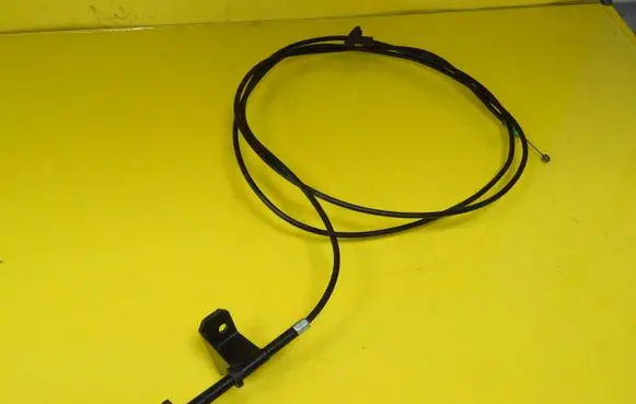 Engine bonnet/hood lock release cable