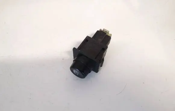 Mitsubishi Pajero Sport I Windscreen/window heater switch