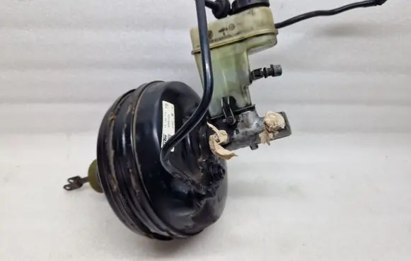 Saab 9-3 Ver2 Brake booster 13126710
