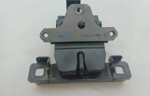 Ford Focus Tailgate/trunk/boot lock/catch/latch 3M51R404B1