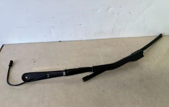 BMW 4 G22 G23 G24 G26 Windshield/front glass wiper blade 9448919
