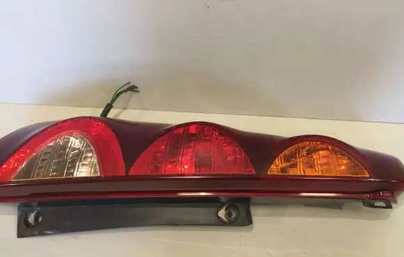 Nissan Note (E11) Rear/tail lights 22016752