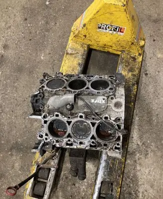 Jaguar X-Type Engine block 1X4E6006AA C2S26214