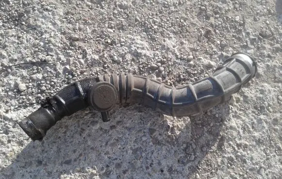 Renault Clio III Intercooler hose/pipe 8200446868