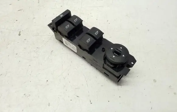 Ford Focus Electric window control switch BM5T14A132AA L8A1C