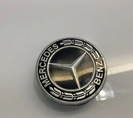 Mercedes-Benz E W211 Original wheel cap A1714000025 1714000025